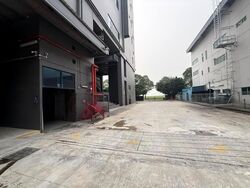 SUNHUAN BUILDING (D22), Factory #635443171